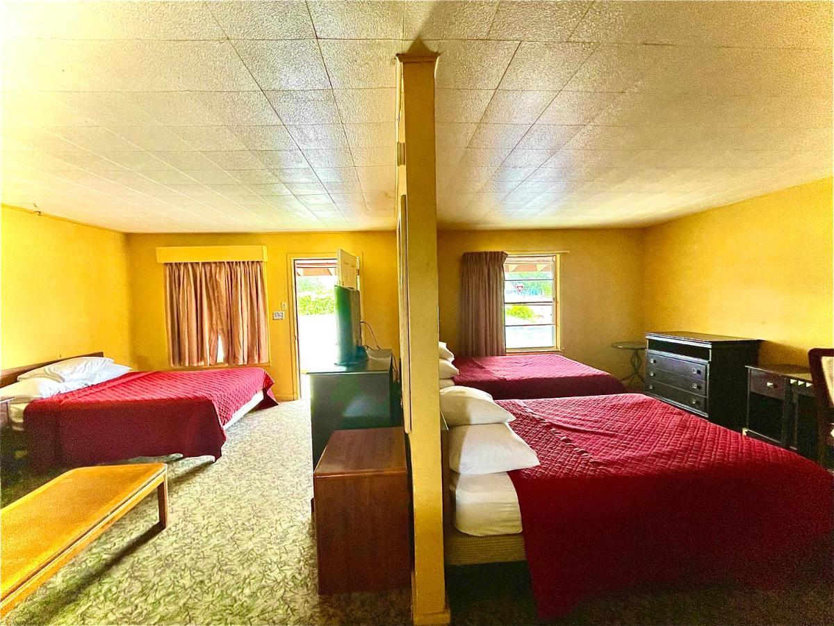 Tropic Motel Aransas Pass Bagian luar foto