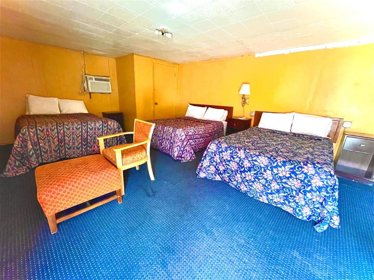 Tropic Motel Aransas Pass Bagian luar foto