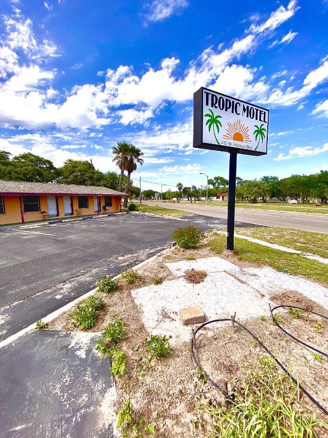 Tropic Motel Aransas Pass Bagian luar foto